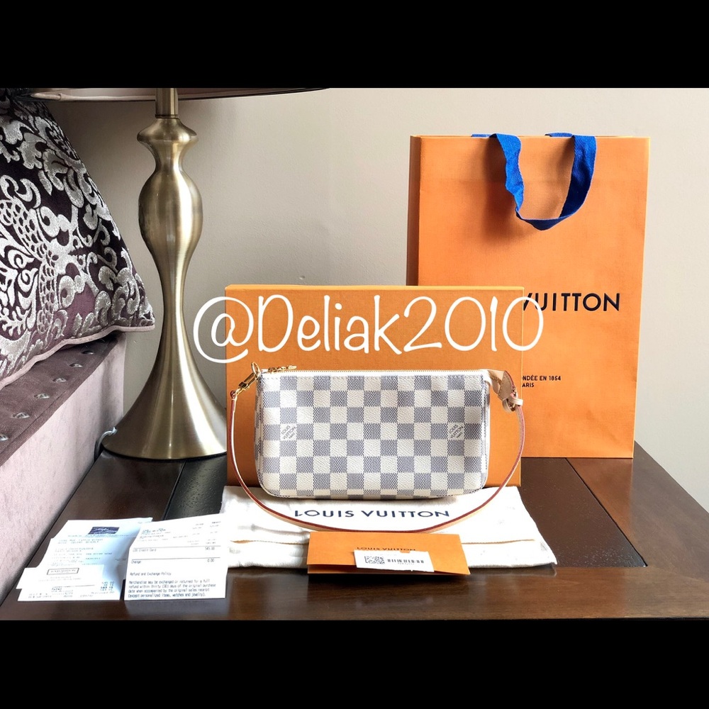 SOLD! NWT LV Pochette Accessoires Damier Azur - Picture 2 of 8